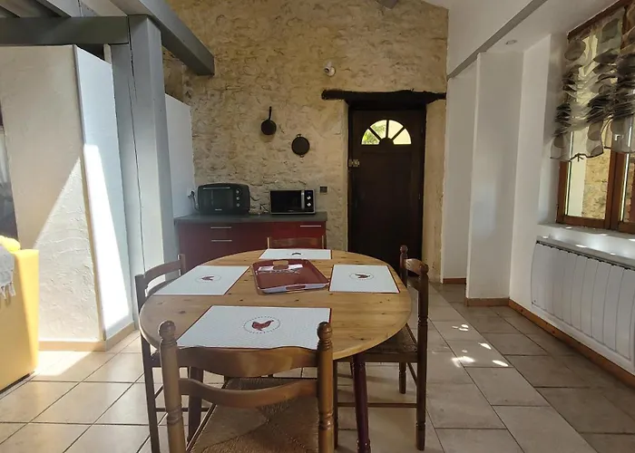 別荘 Les Fees Du Gard - Au Pied Des Cevennes Rousson